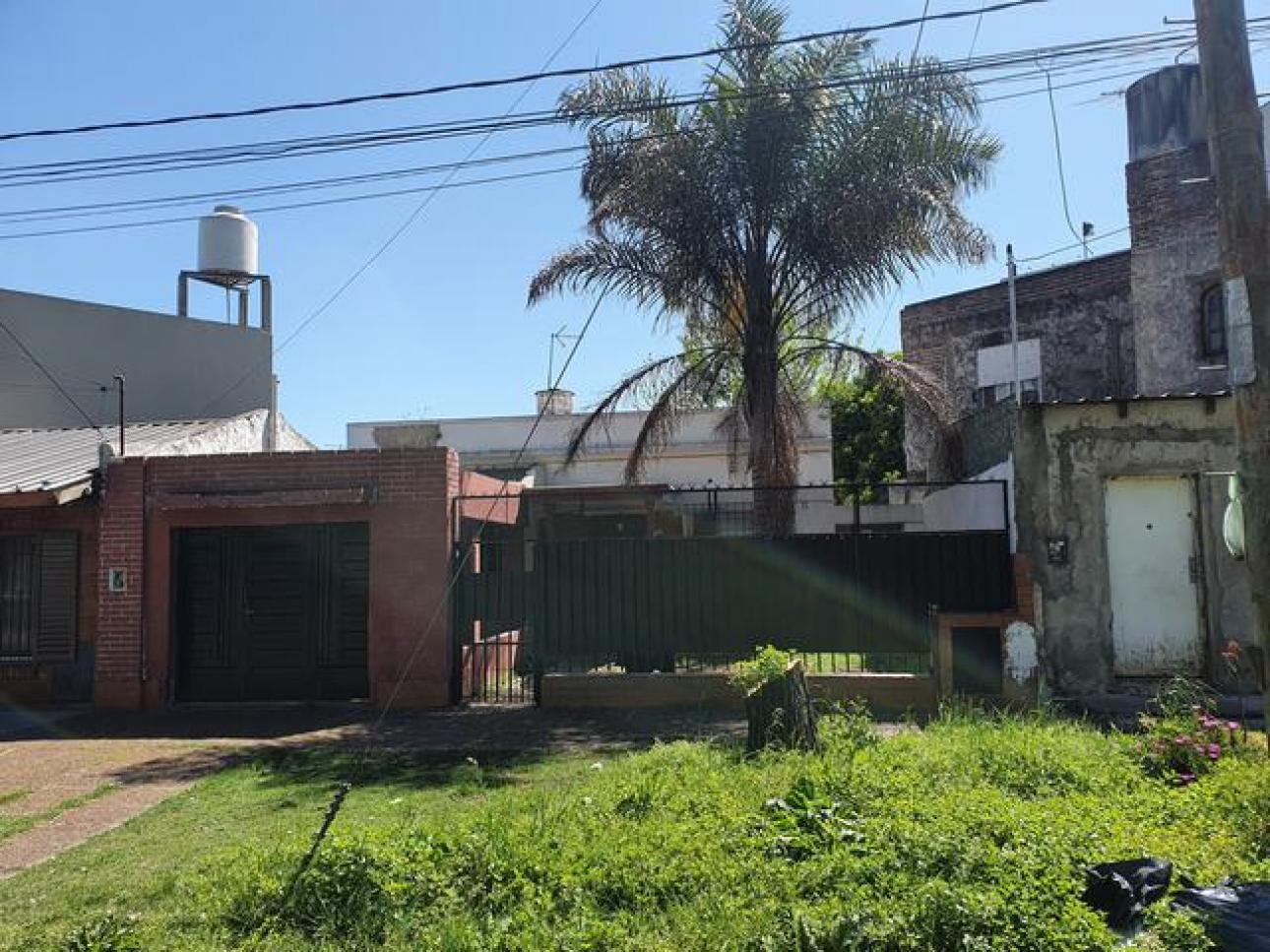 CASA A RECICLAR EN LOTE DE 250M2 MARTIN CORONADO