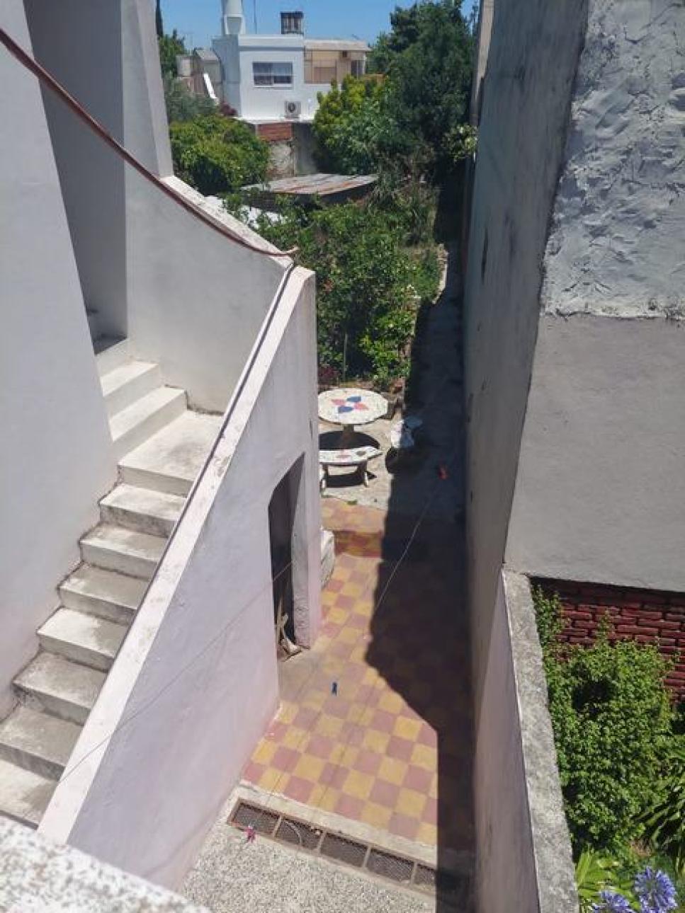 CASA 3 AMB C/ LOCAL