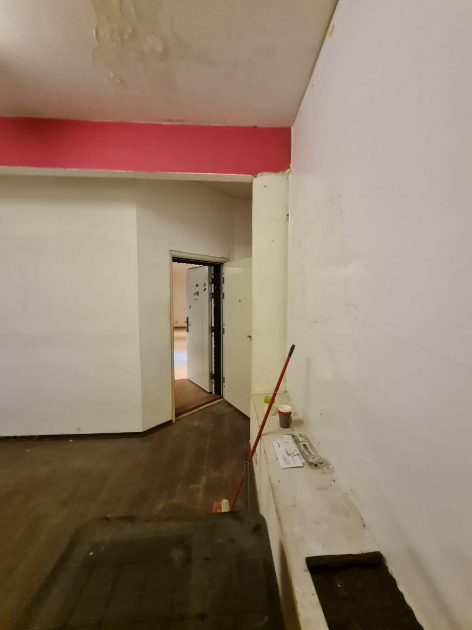 LOCAL CON SALA PARCIALMENTE INSONORIZADA EN PALERMO