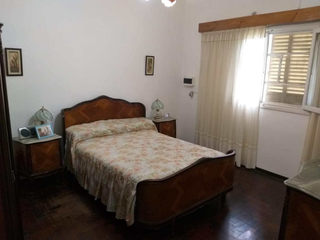 CASA EN ESQUINA