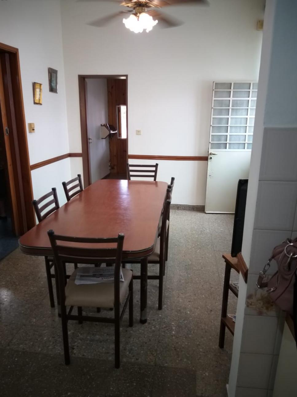 CASA EN ESQUINA
