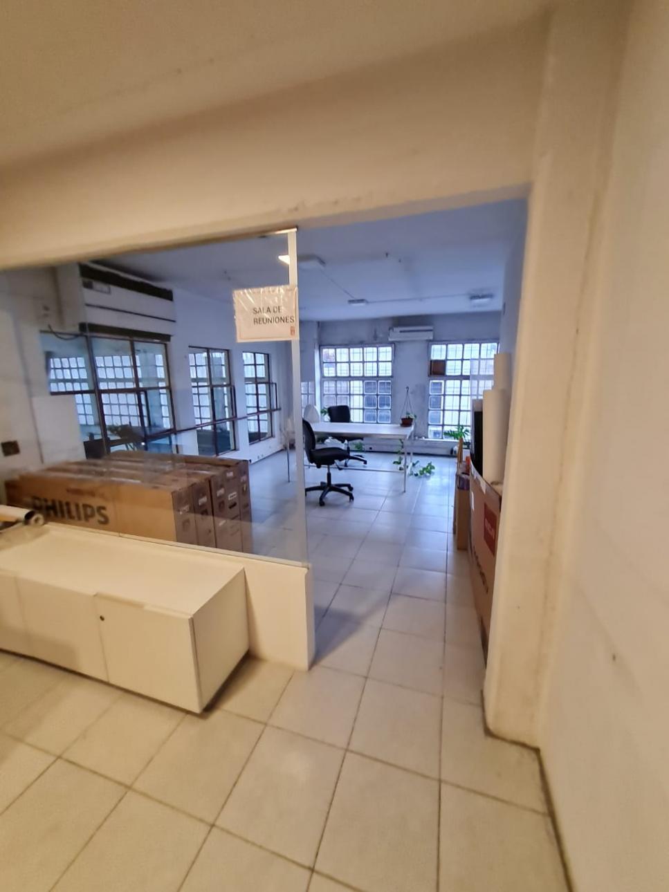 1300 m2 en Villa Maipu (Fabrica de Muebles)