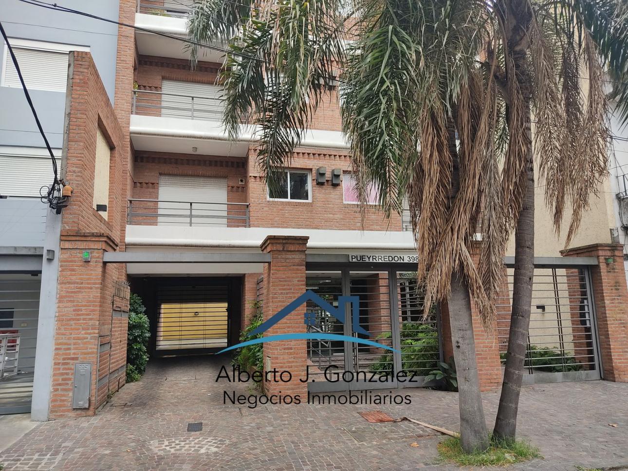 Departamento 2 ambientes con cochera