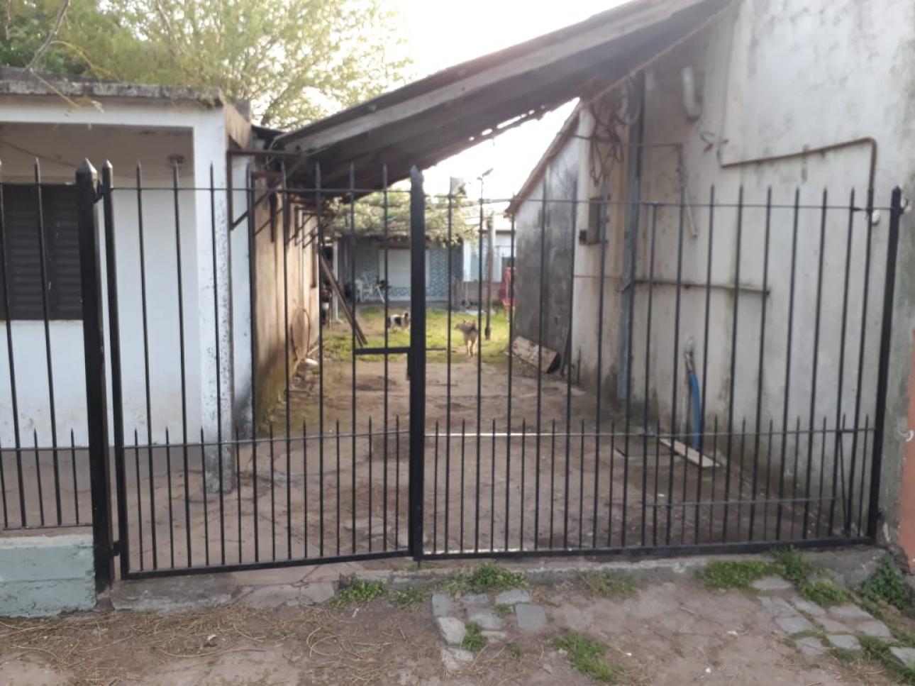 Tres (3) Casas en un mismo lote 20 x 36, Los Alamos Glew Alt