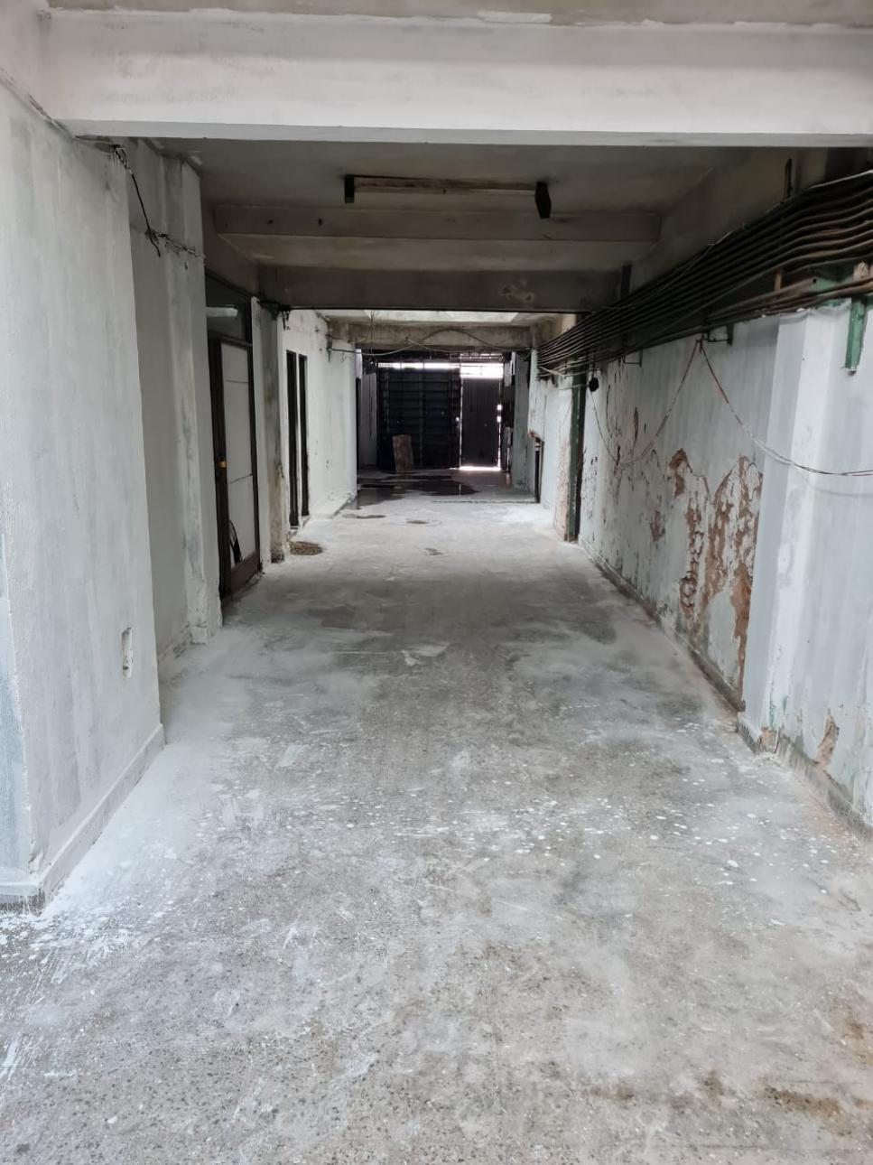 DEPOSITO EN POMPEYA DE 880 M2