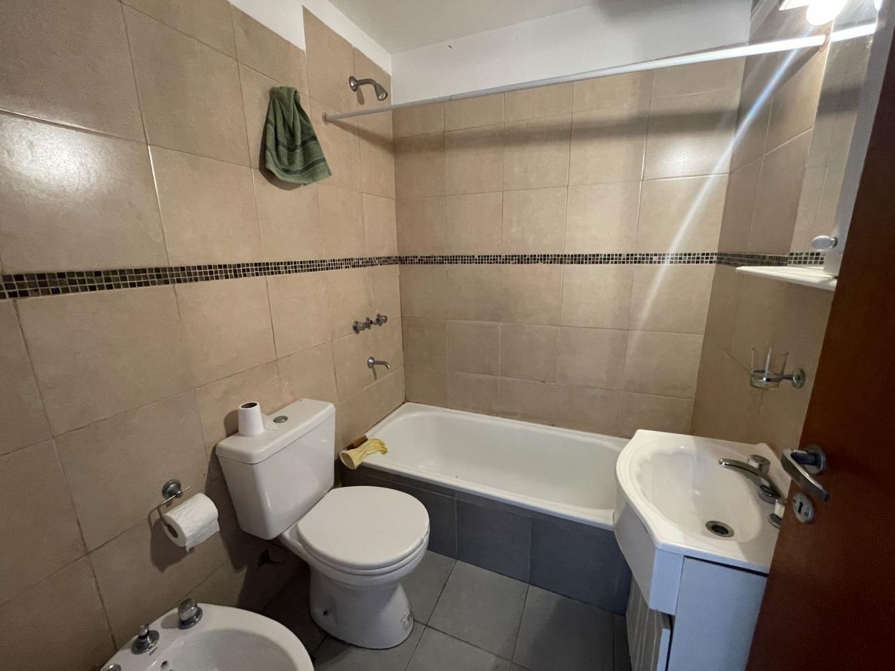 VENTA DEPARTAMENTO CENTRICO 2 AMB.