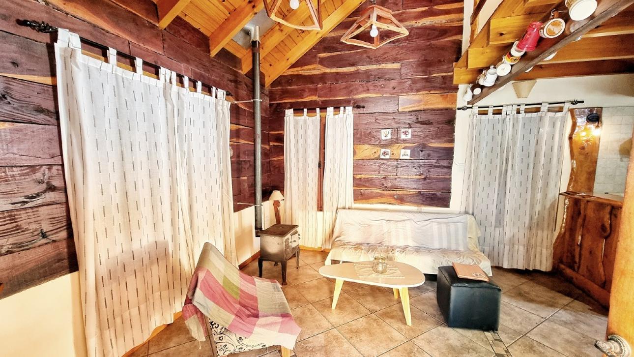 Amplia Cabaña con pileta en Villa General Belgrano