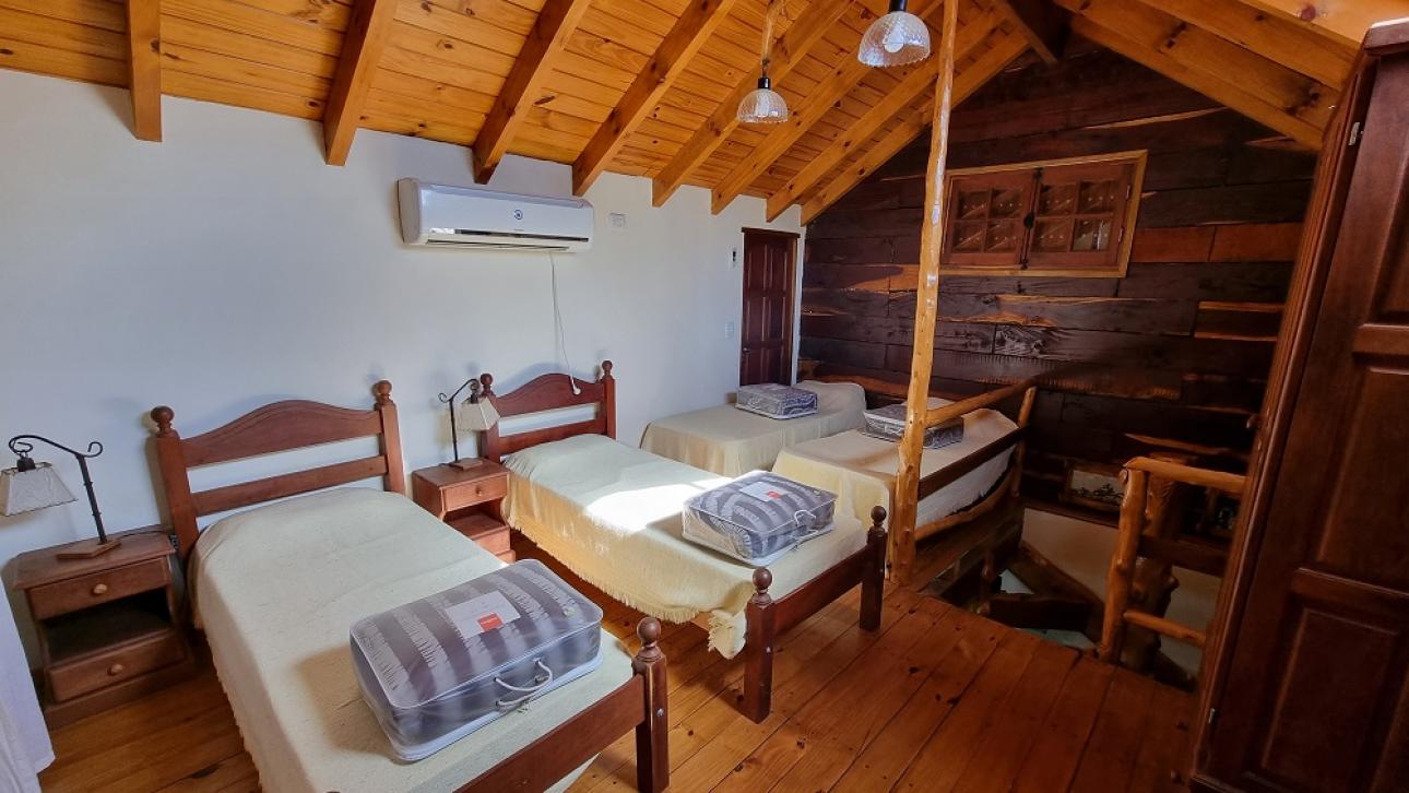 Amplia Cabaña con pileta en Villa General Belgrano