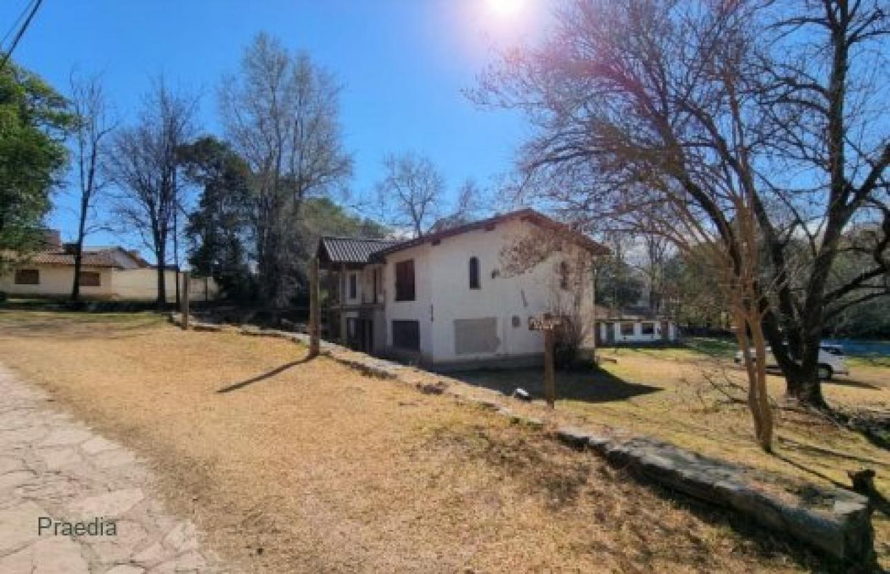PARA INVERSORES- Ideal Emprendimiento 4286m2 sobre avenida
