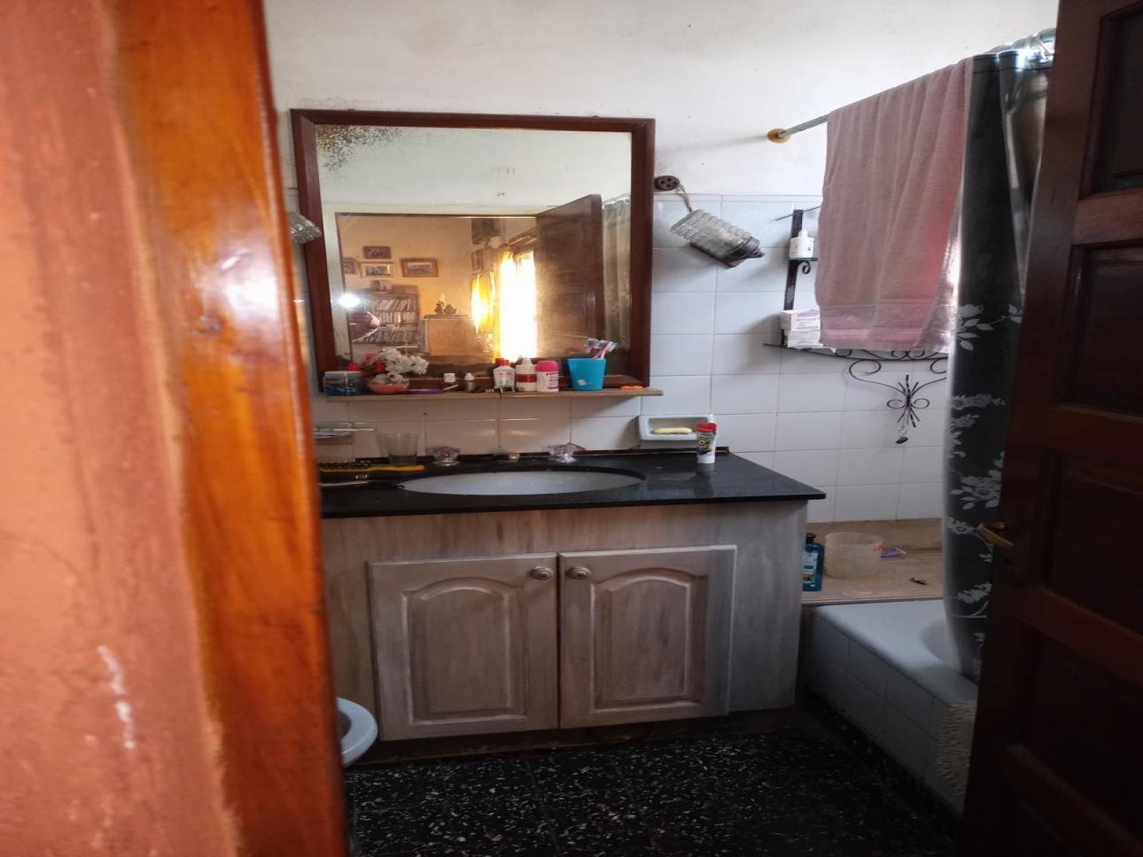 Casa de cuatro ambientes en venta en el palomar