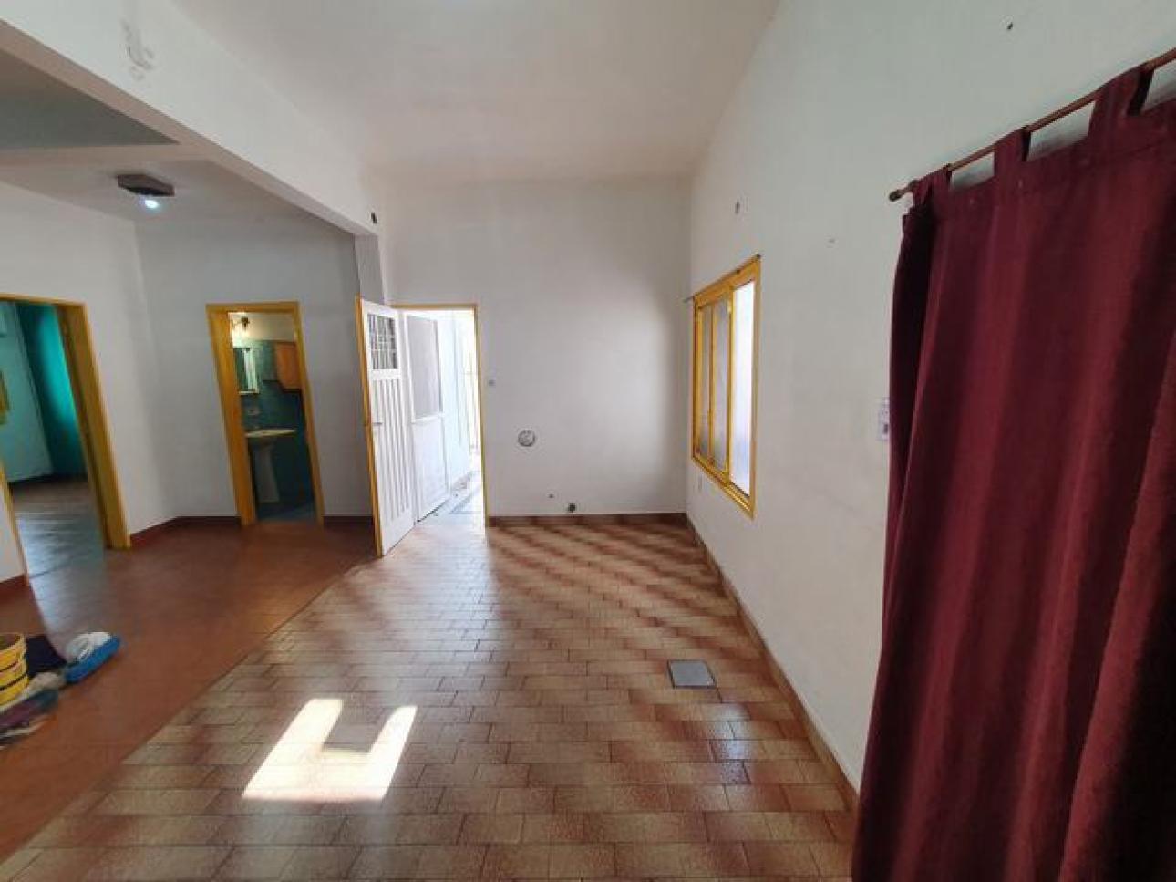 DEPARTAMENTO 2 AMB AMPLIO EN PH FRENTE  VILLA BOSCH S/EXP