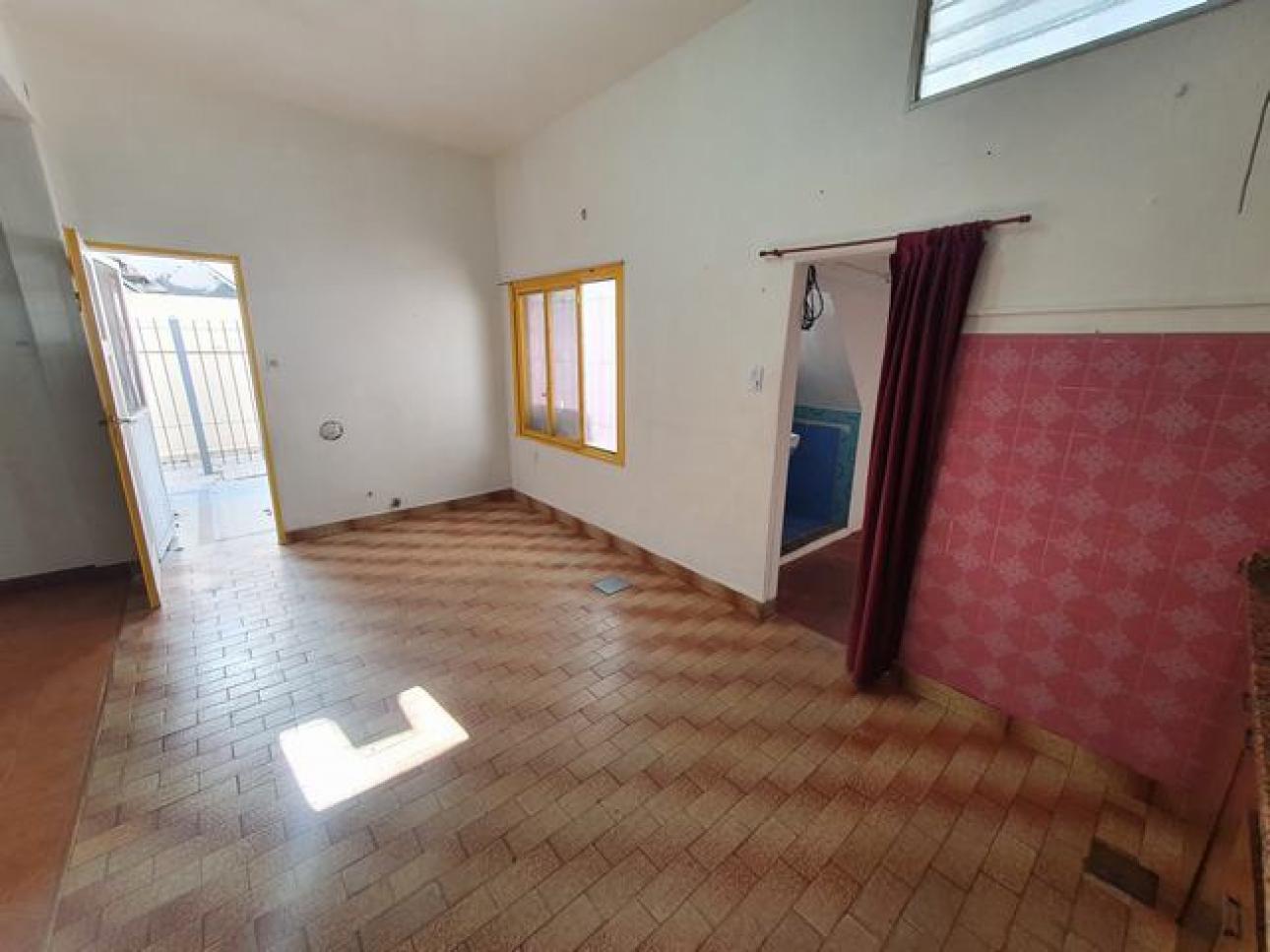 DEPARTAMENTO 2 AMB AMPLIO EN PH FRENTE  VILLA BOSCH S/EXP