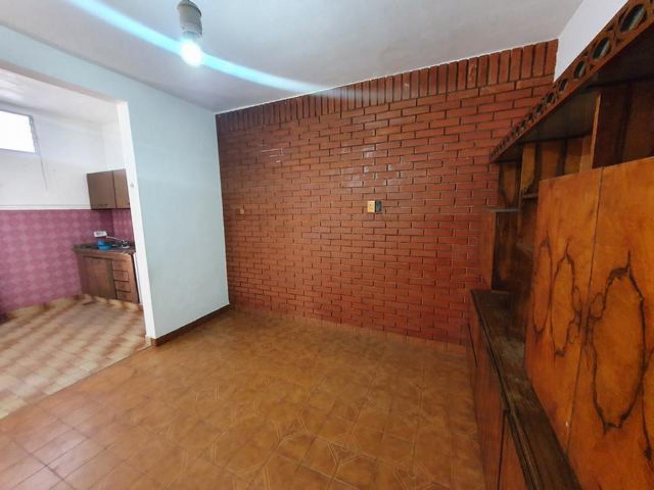 DEPARTAMENTO 2 AMB AMPLIO EN PH FRENTE  VILLA BOSCH S/EXP