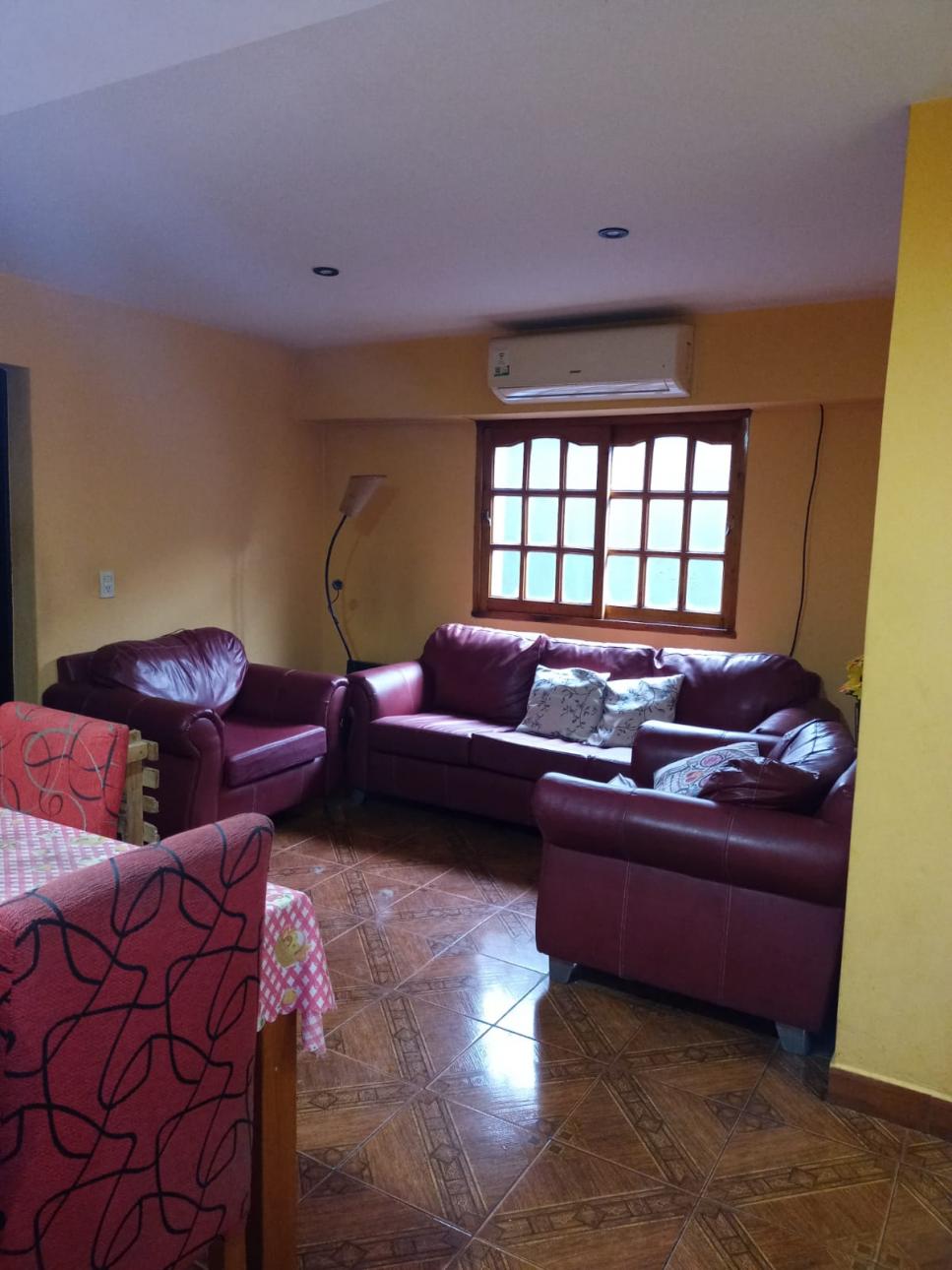 Casa con Galpon