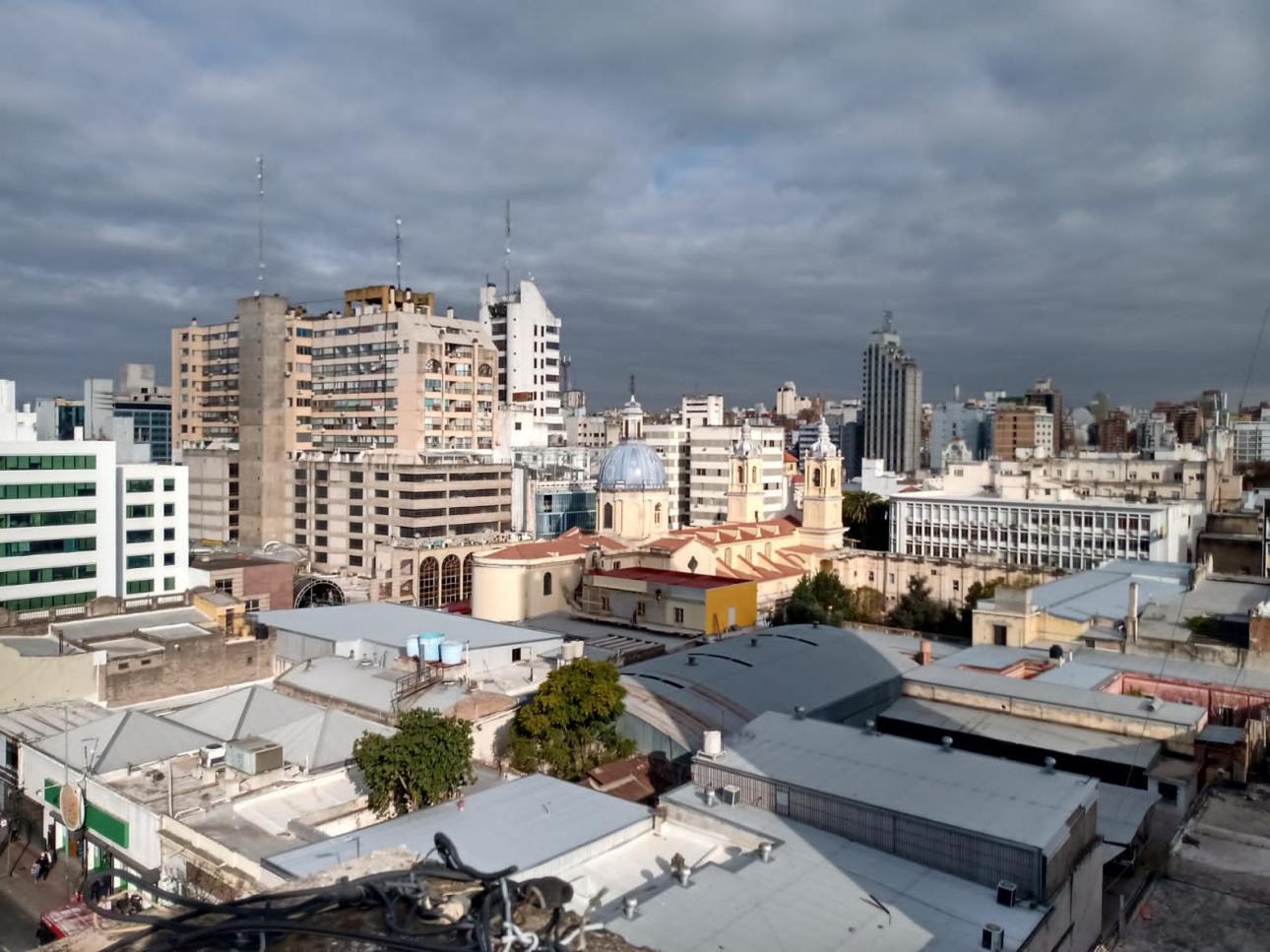 VENTA DE DEPARTAMENTO EN BARRIO CENTRO (Código: 335)
