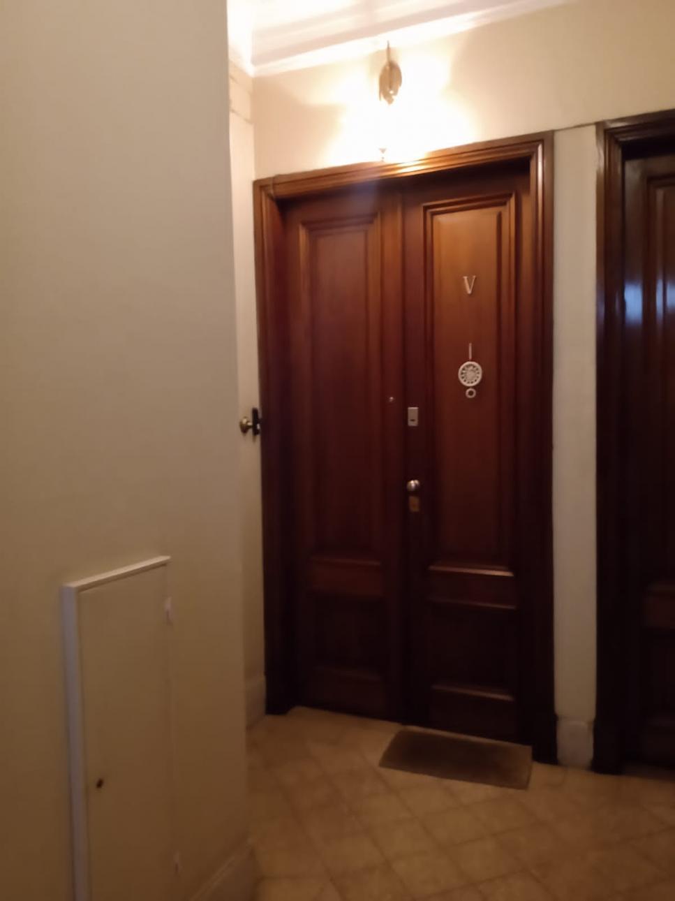 VENTA DE DEPARTAMENTO EN BARRIO CENTRO (Código: 335)