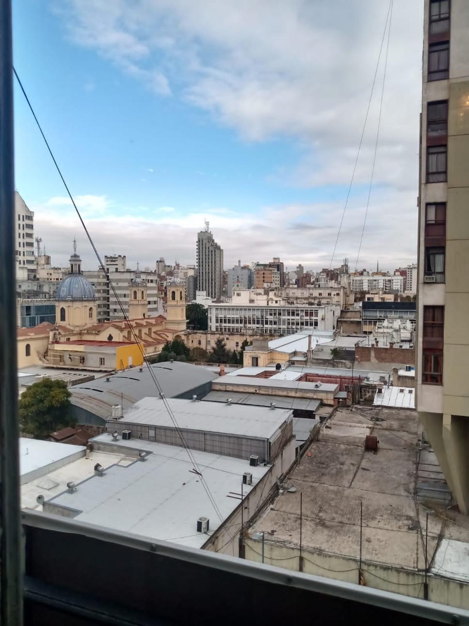 VENTA DE DEPARTAMENTO EN BARRIO CENTRO (Código: 335)
