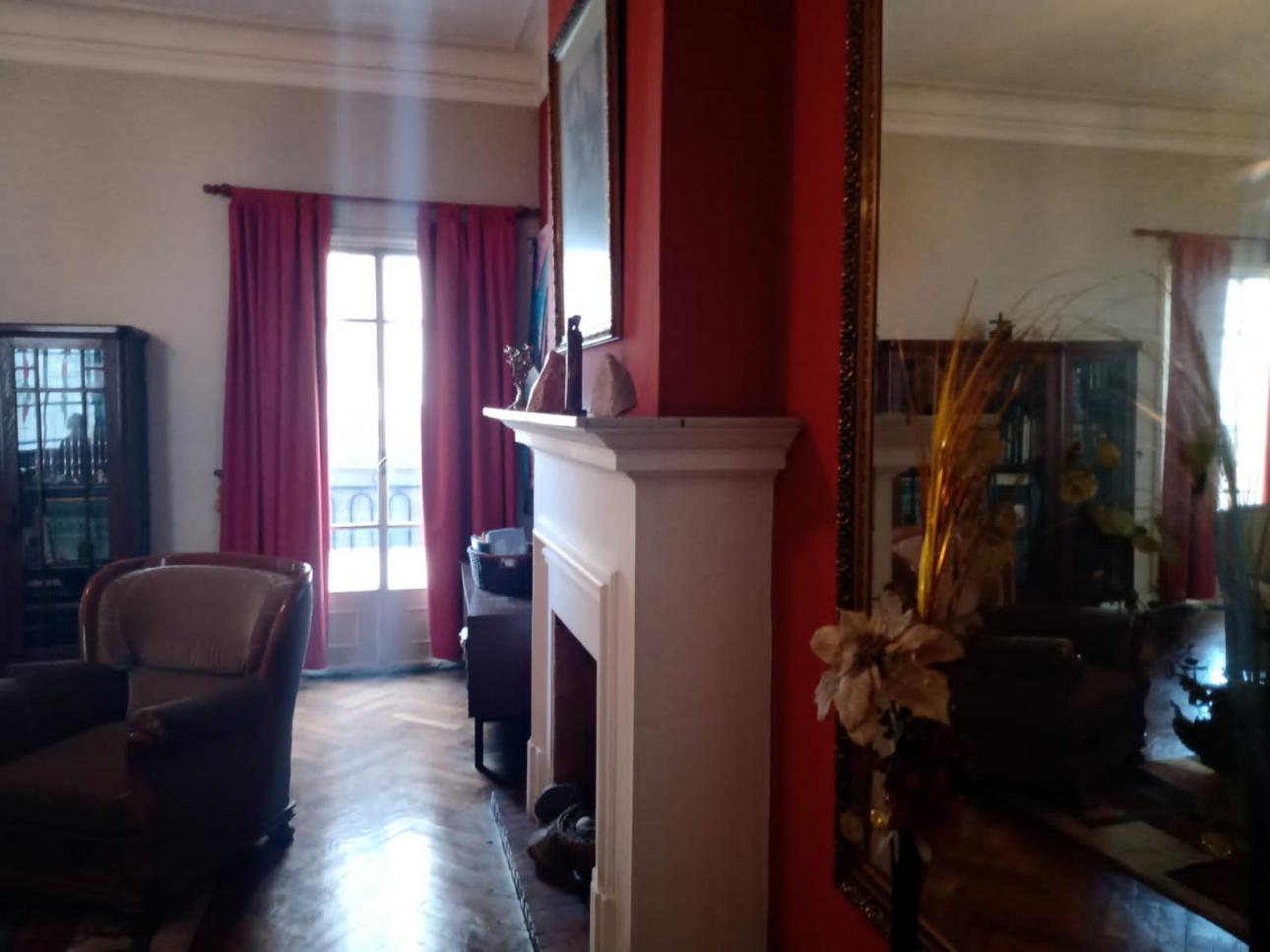 VENTA DE DEPARTAMENTO EN BARRIO CENTRO (Código: 335)