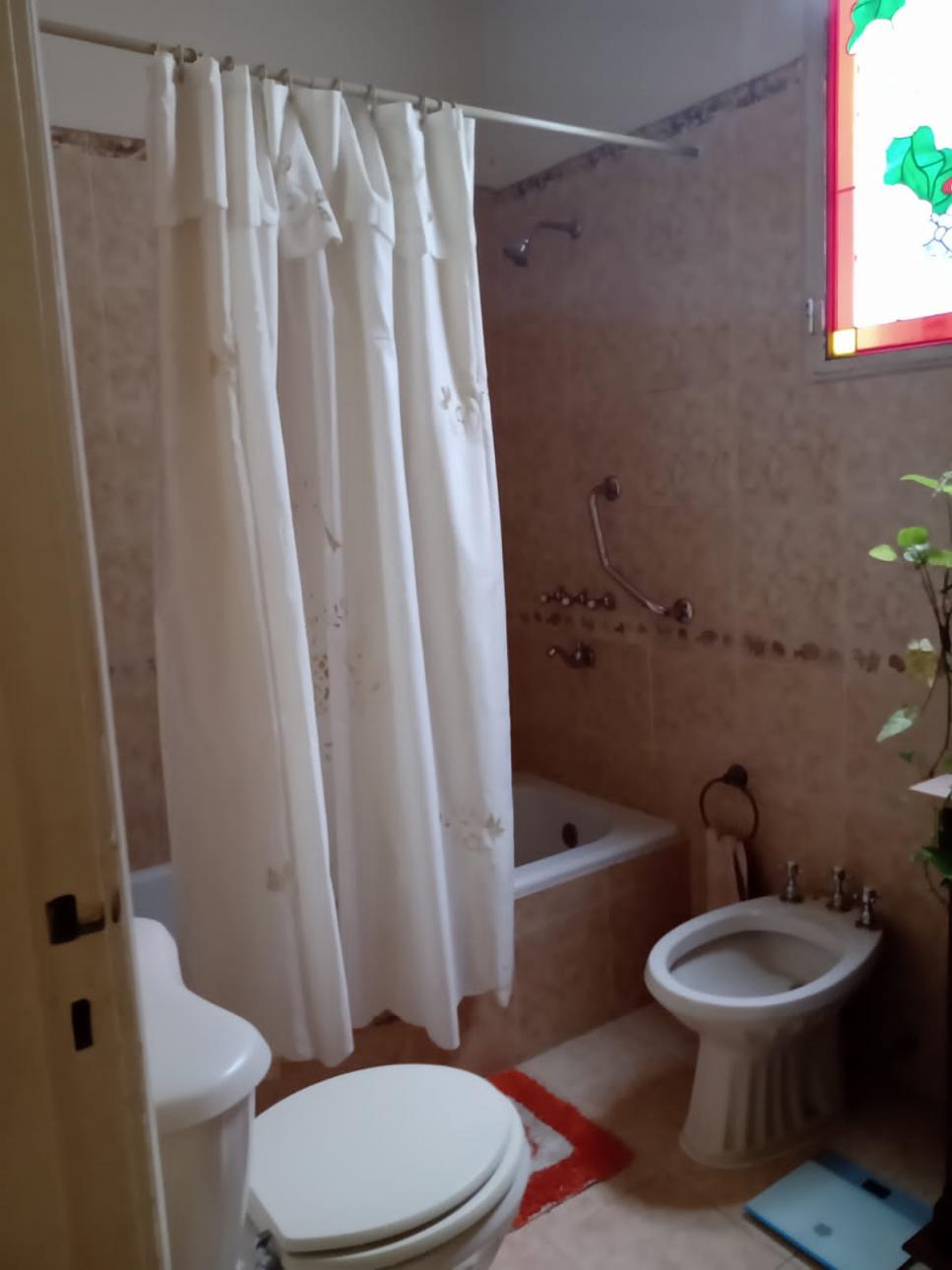 VENTA DE DEPARTAMENTO EN BARRIO CENTRO (Código: 335)