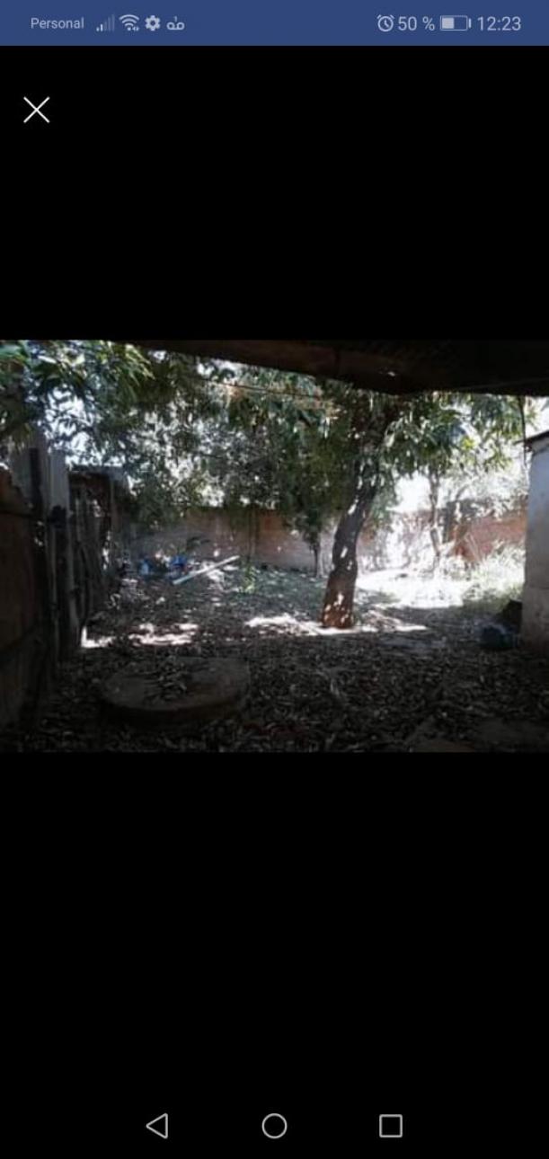 SE VENDE CASA A RECICLAR!! EXCELENTE LUGAR
