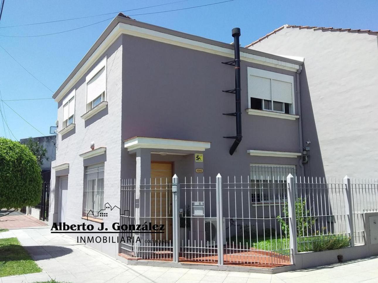 Casa en San Andrés 4 amibientes