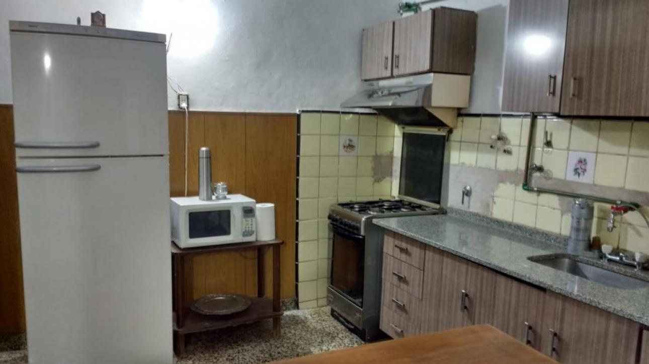 Casa en San Martin con Fondo y Cochera