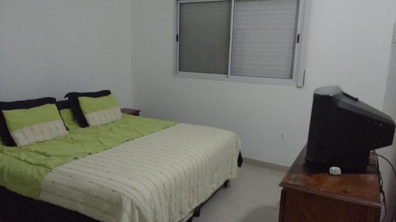 Casa en San Martin con Fondo y Cochera