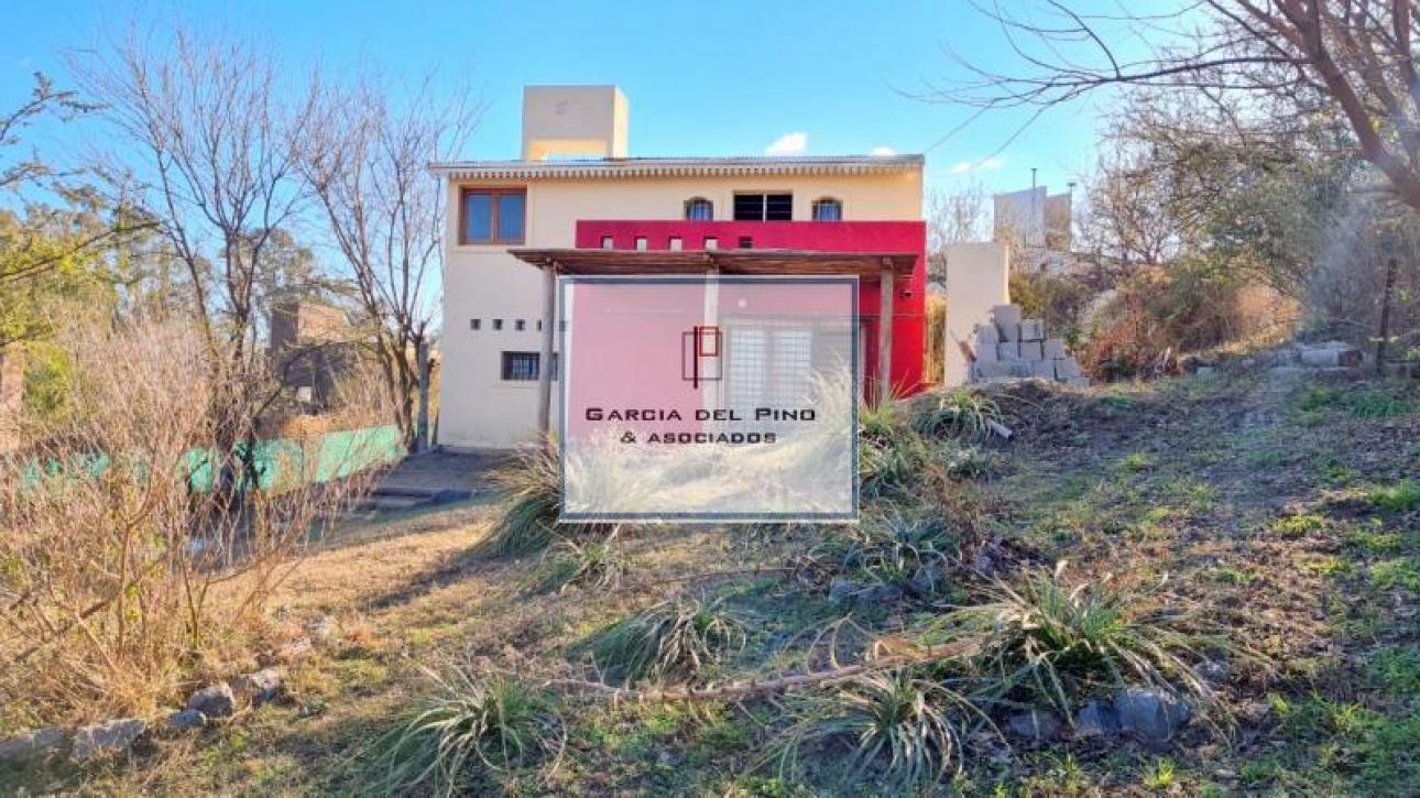 CASA EN VENTA Bº CUMBRES. VILLA ALLENDE
