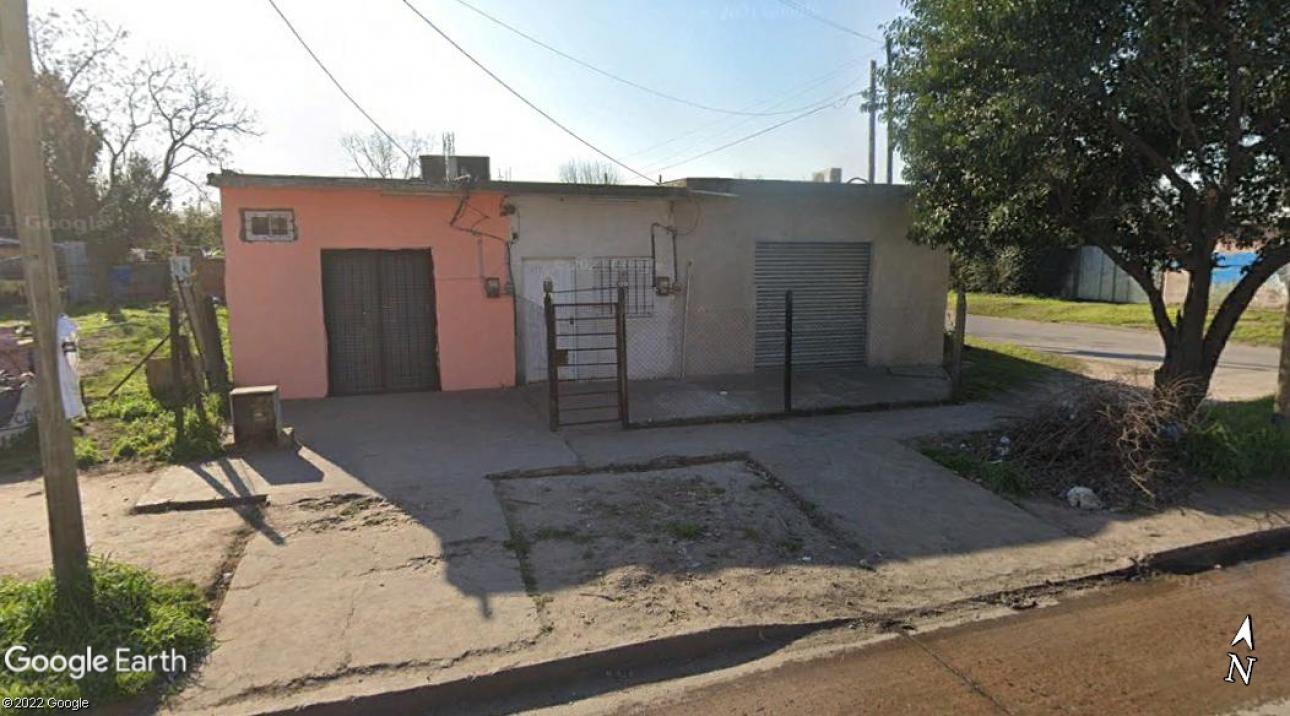 Locales + Vivienda sobre Miguel Cane esquina Mitre, Glew