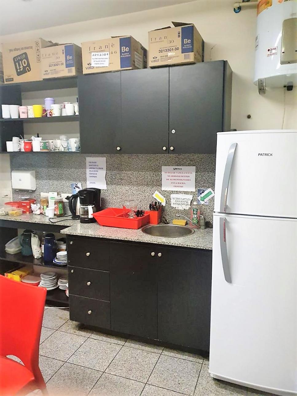 EXCELENTES OFICINAS DE 636 M2 SOBRE AVENIDA 9 DE JULIO