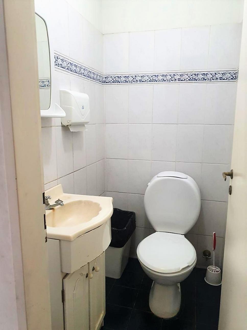 EXCELENTES OFICINAS DE 636 M2 SOBRE AVENIDA 9 DE JULIO