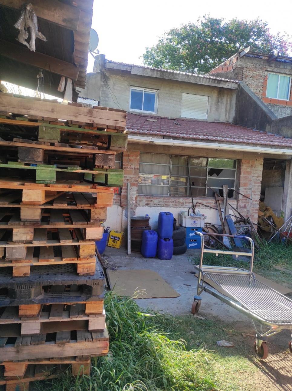 VIVIENDA C/ DEPOSITO