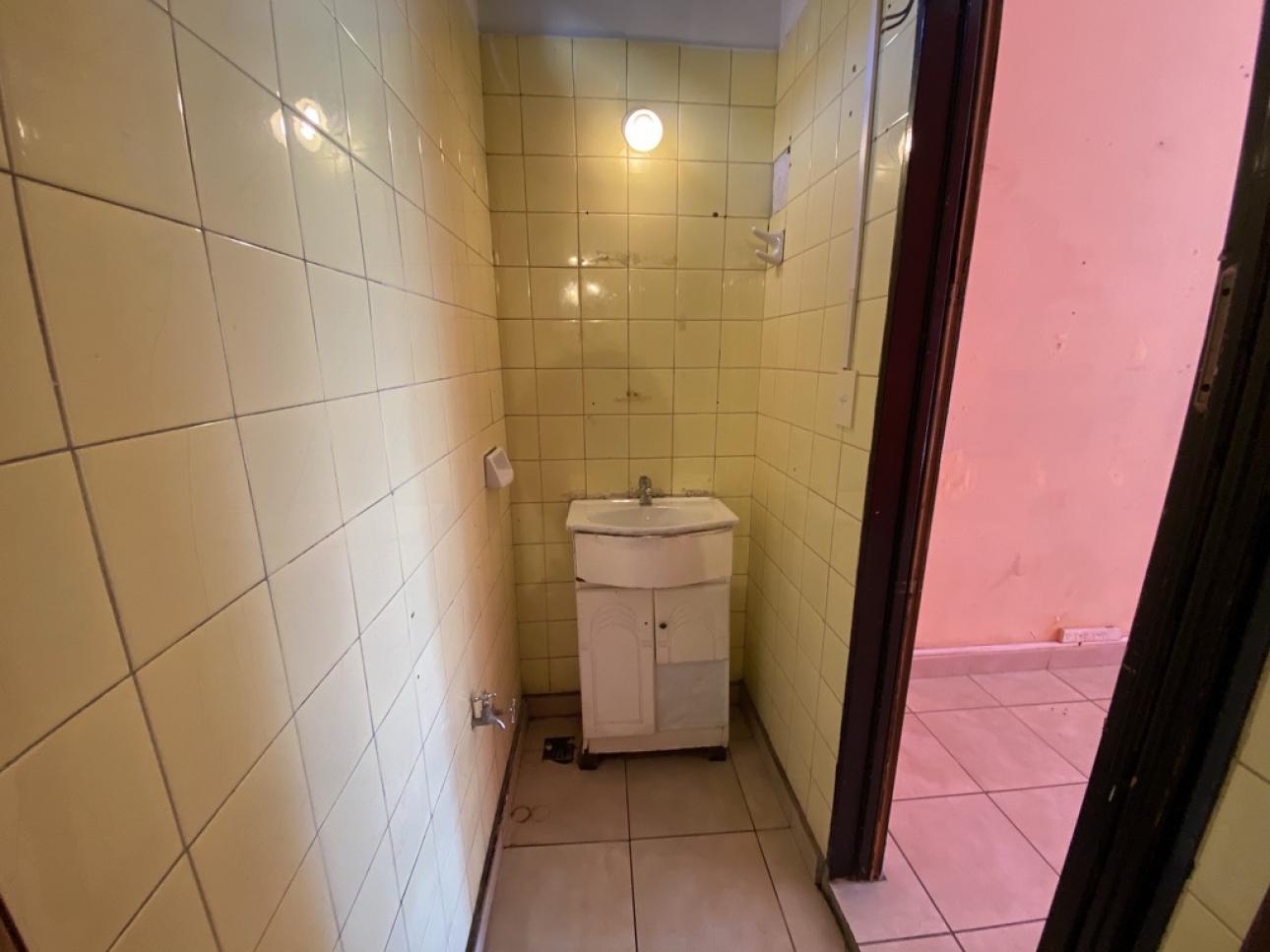 Local comercial de 25 metros