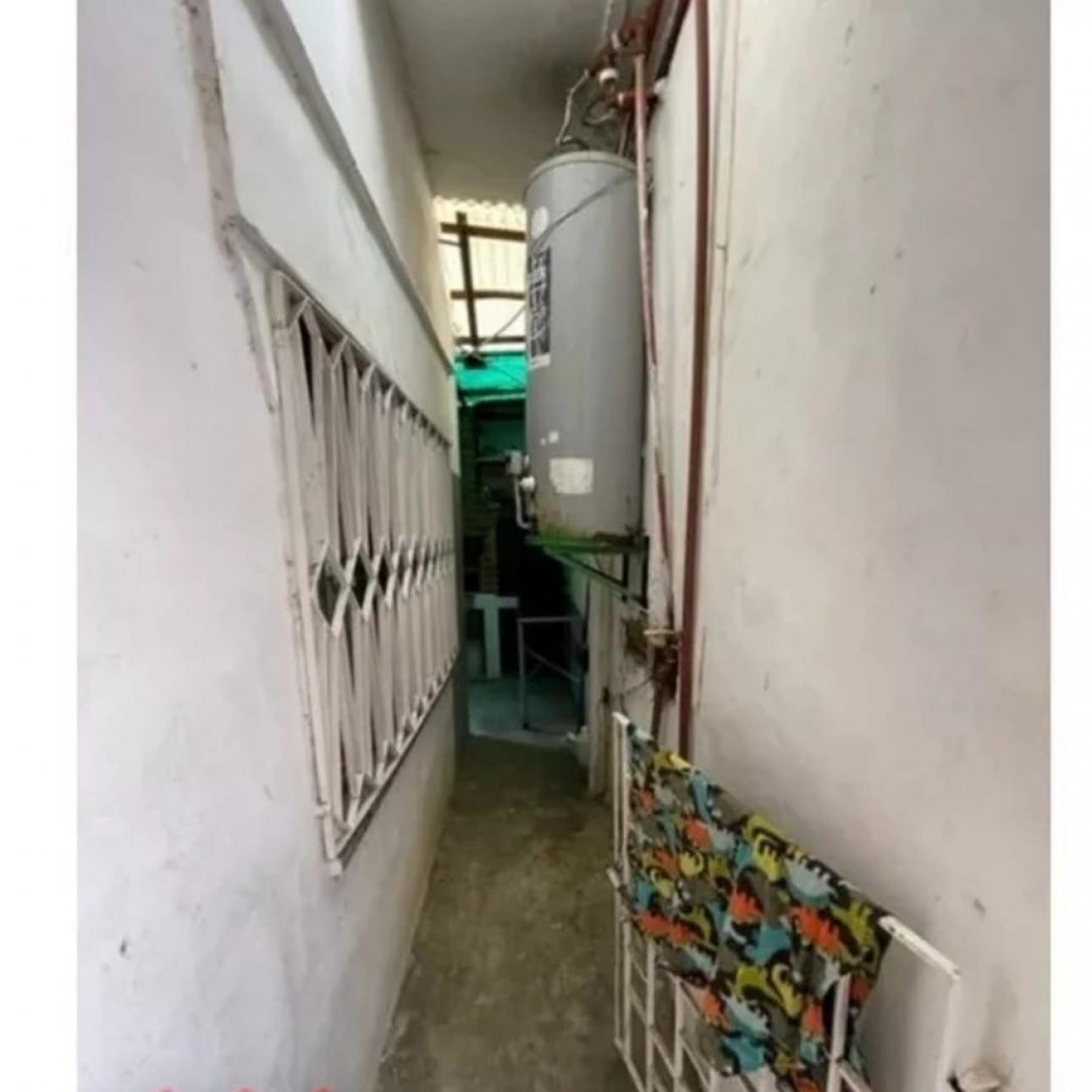 CASA 4 AMB.  CON LOCAL