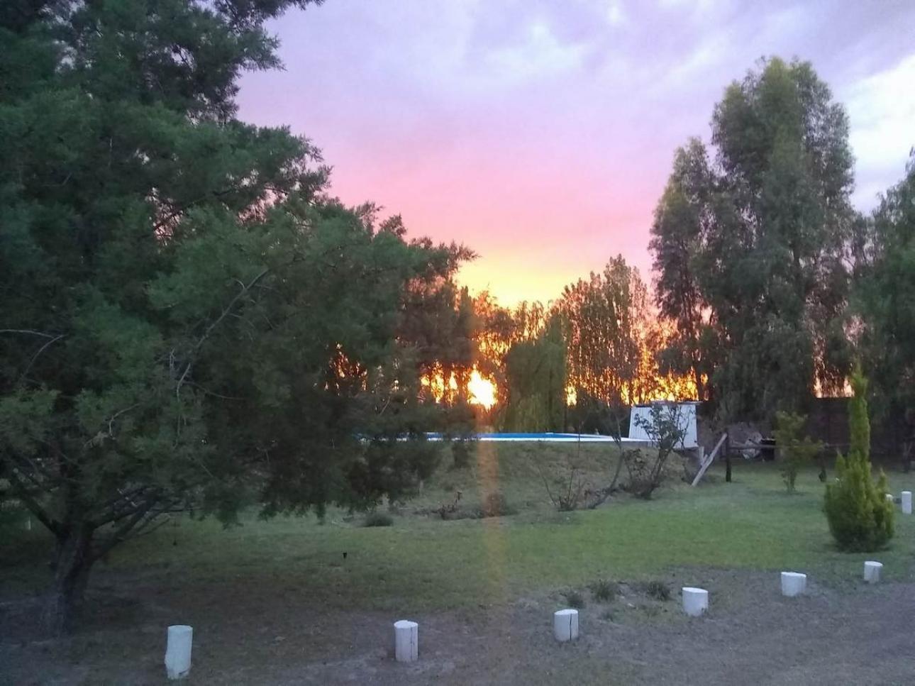 HERMOSO COMPLEJO DE 22.000 METROS CON CINCO CABAÑAS