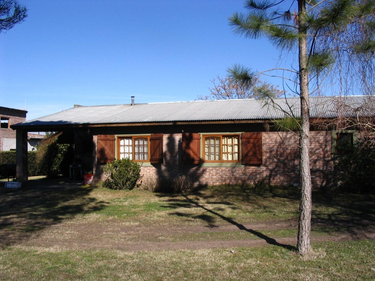EXCELENTE CHALET EN LOS CARDALES