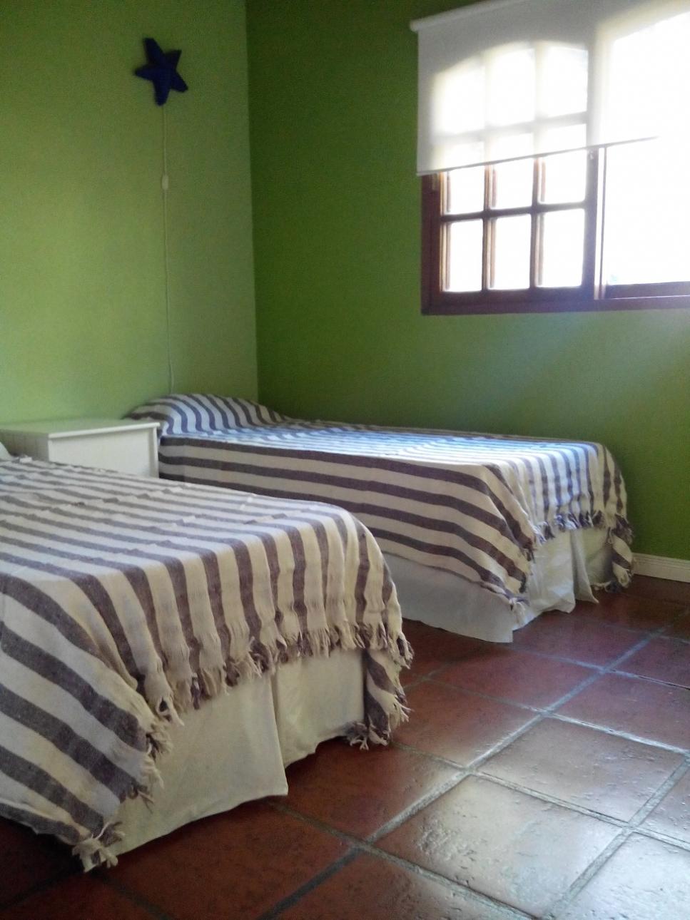 EXCELENTE CHALET EN LOS CARDALES