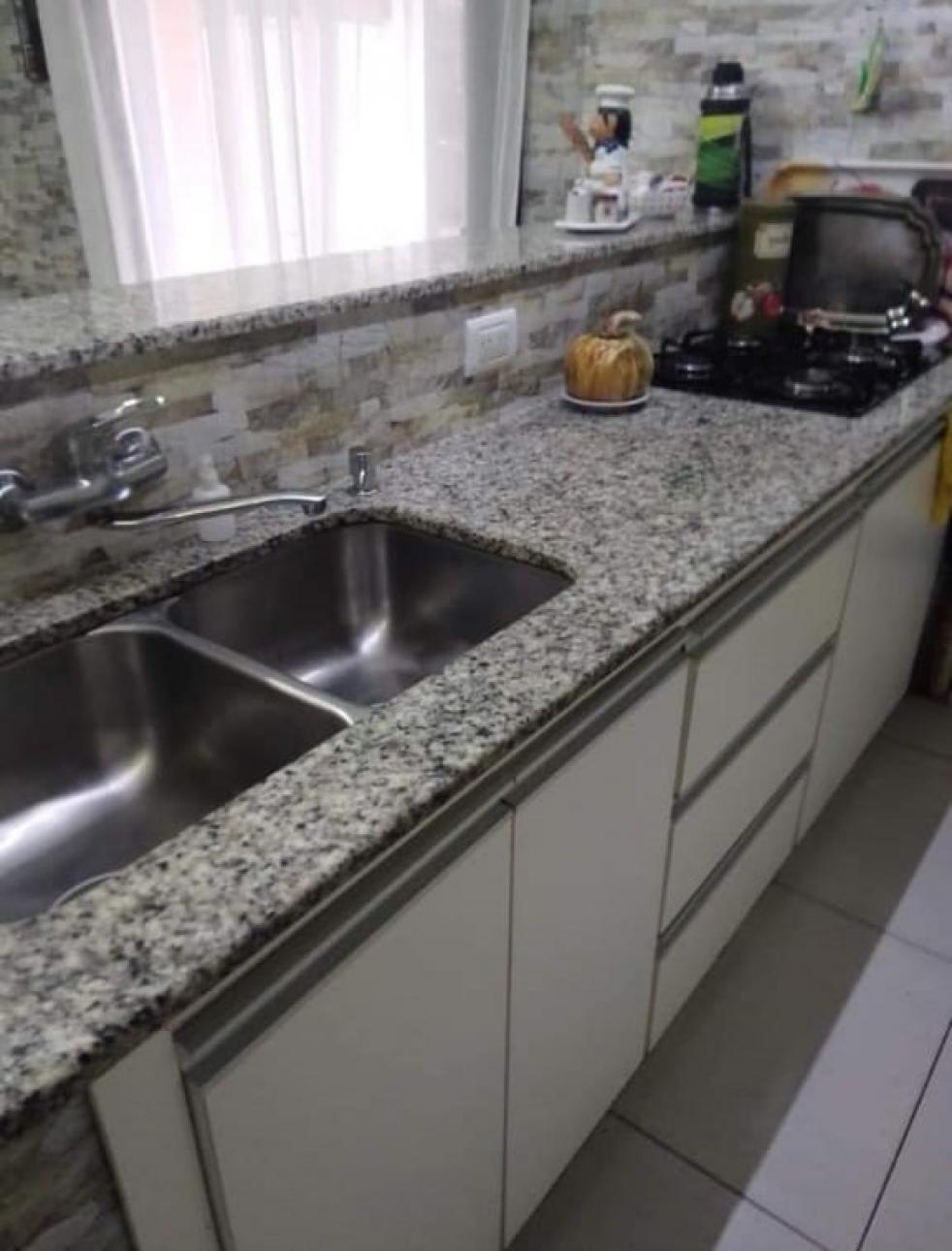 imponente propiedad en Necochea ideal 2 o 3 familias