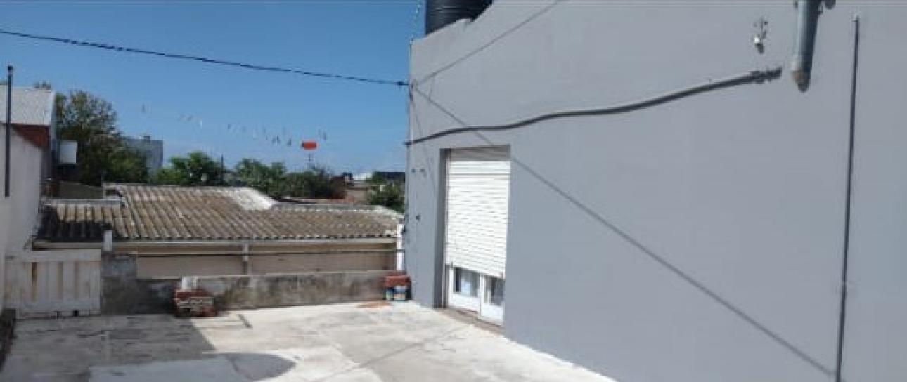 imponente propiedad en Necochea ideal 2 o 3 familias