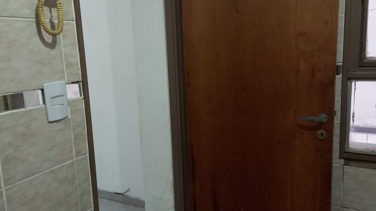 BALVANERA,/ PH/-.2 AMB(USO COMERCIAL,)BUEN ESTADO UBICACION
