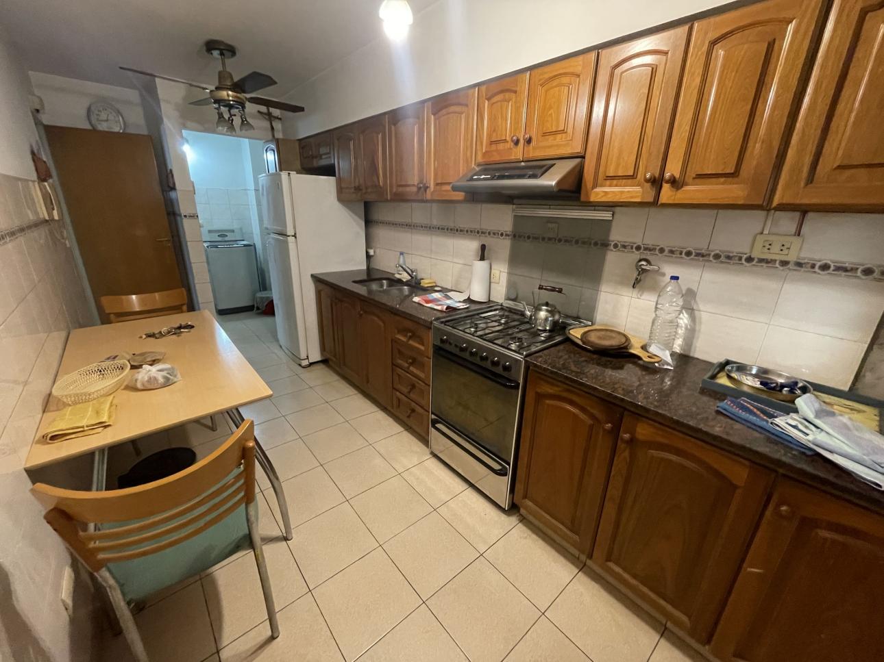 VENTA EXCELENTE AMPLIO DEPTO 3 AMBIENTES
