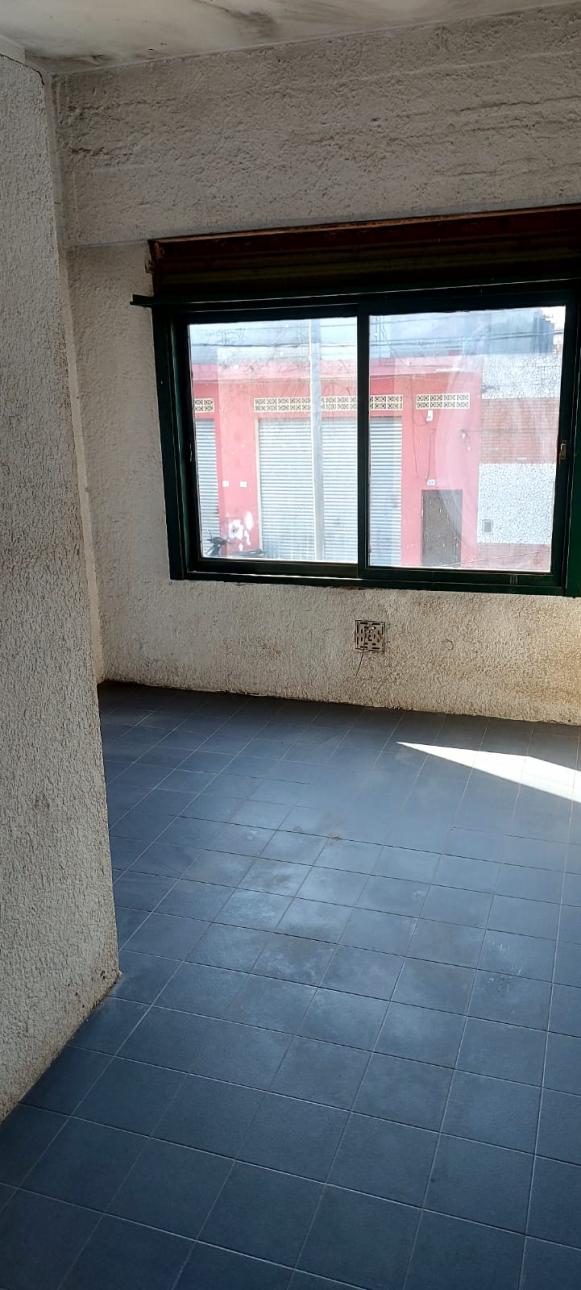 GALPON 300M2 SAN MARTIN