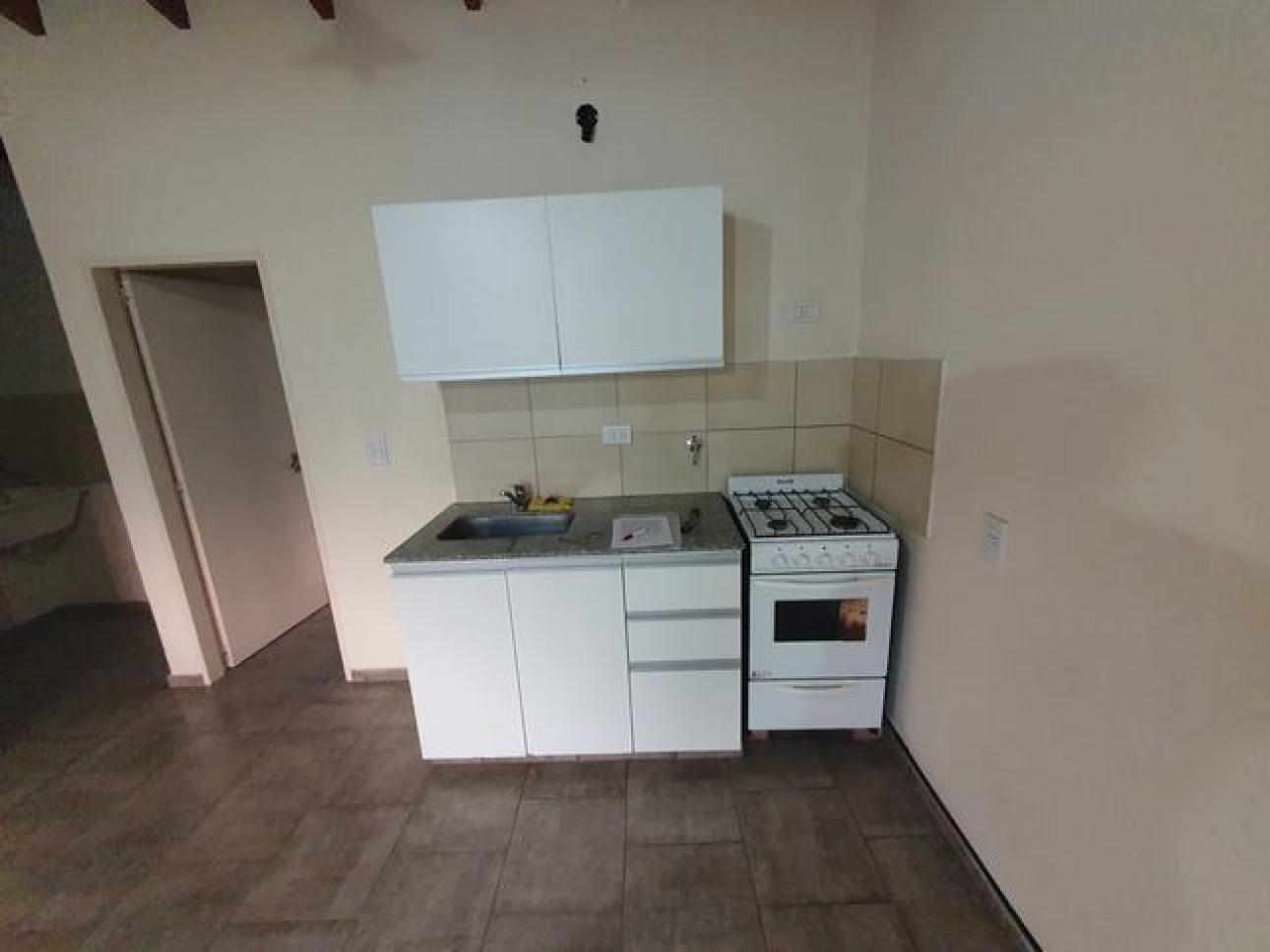 DEPARTAMENTO 2 AMB CON BALCON  LOMA HERMOSA