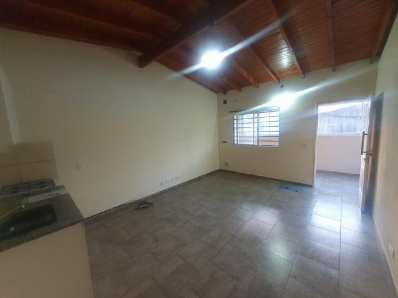 DEPARTAMENTO 2 AMB CON BALCON  LOMA HERMOSA