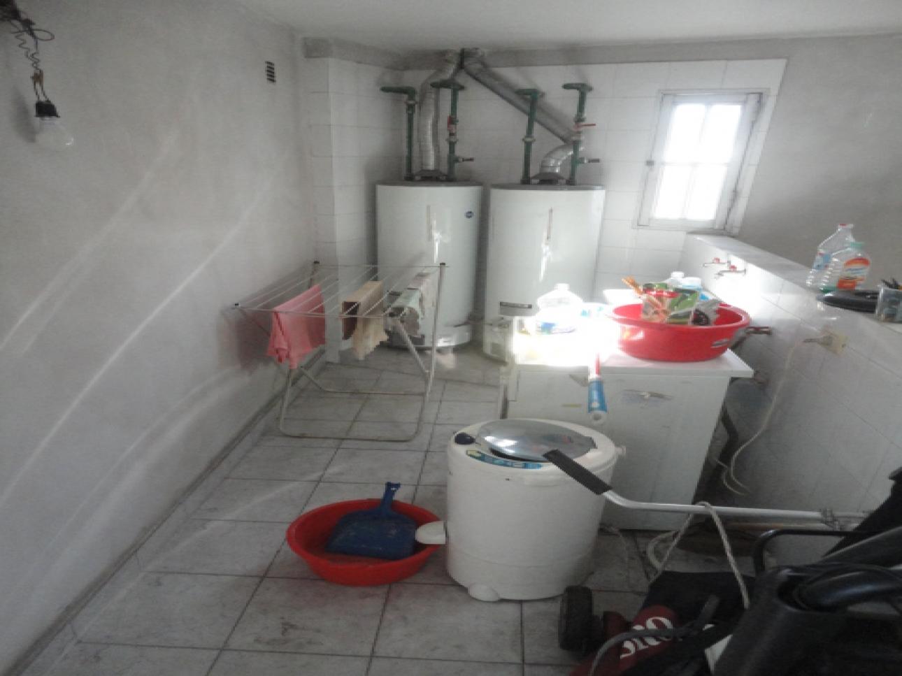 LOCAL MAS VIVIENDA DE 3 AMBIENTES GIGANTES CON TERRAZA