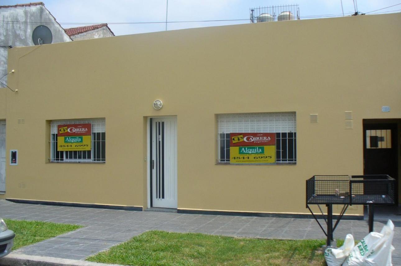 DEPARTAMENTO 3 AMB CON PATIO VILLA LIBERTAD
