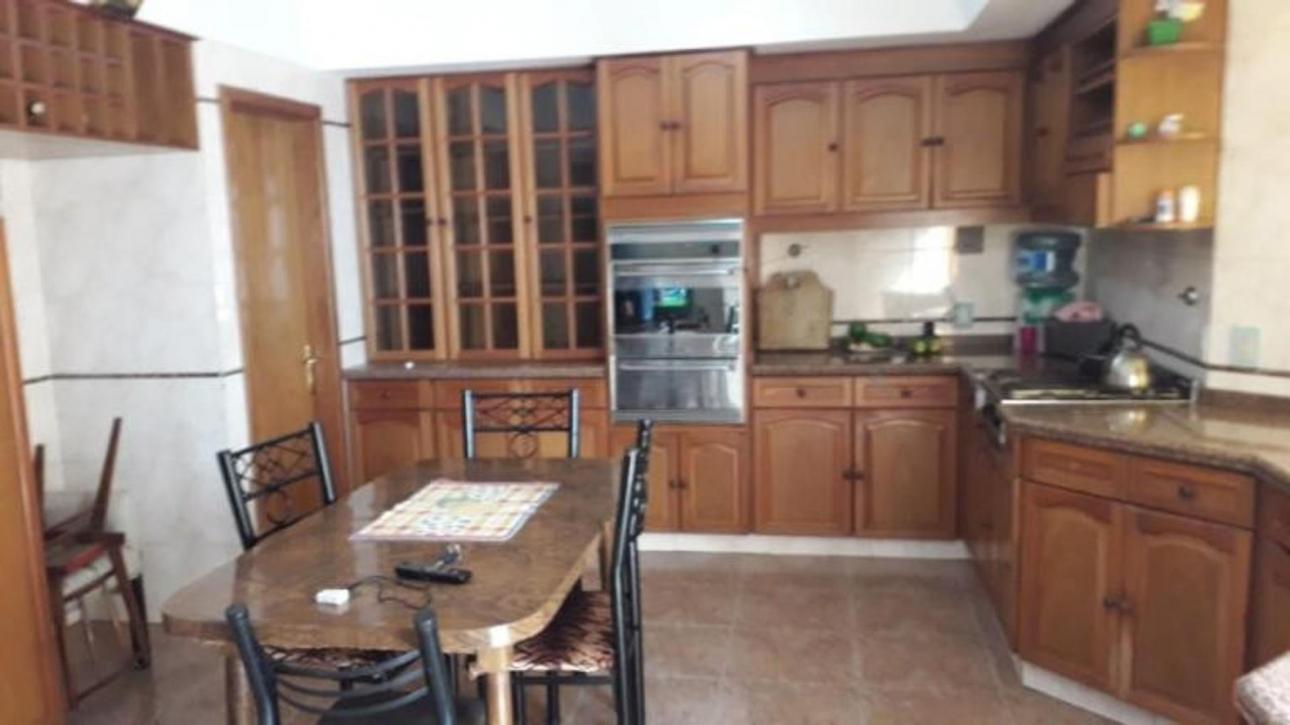 Casa 6 amb. s/2 lotes Tres de febrero