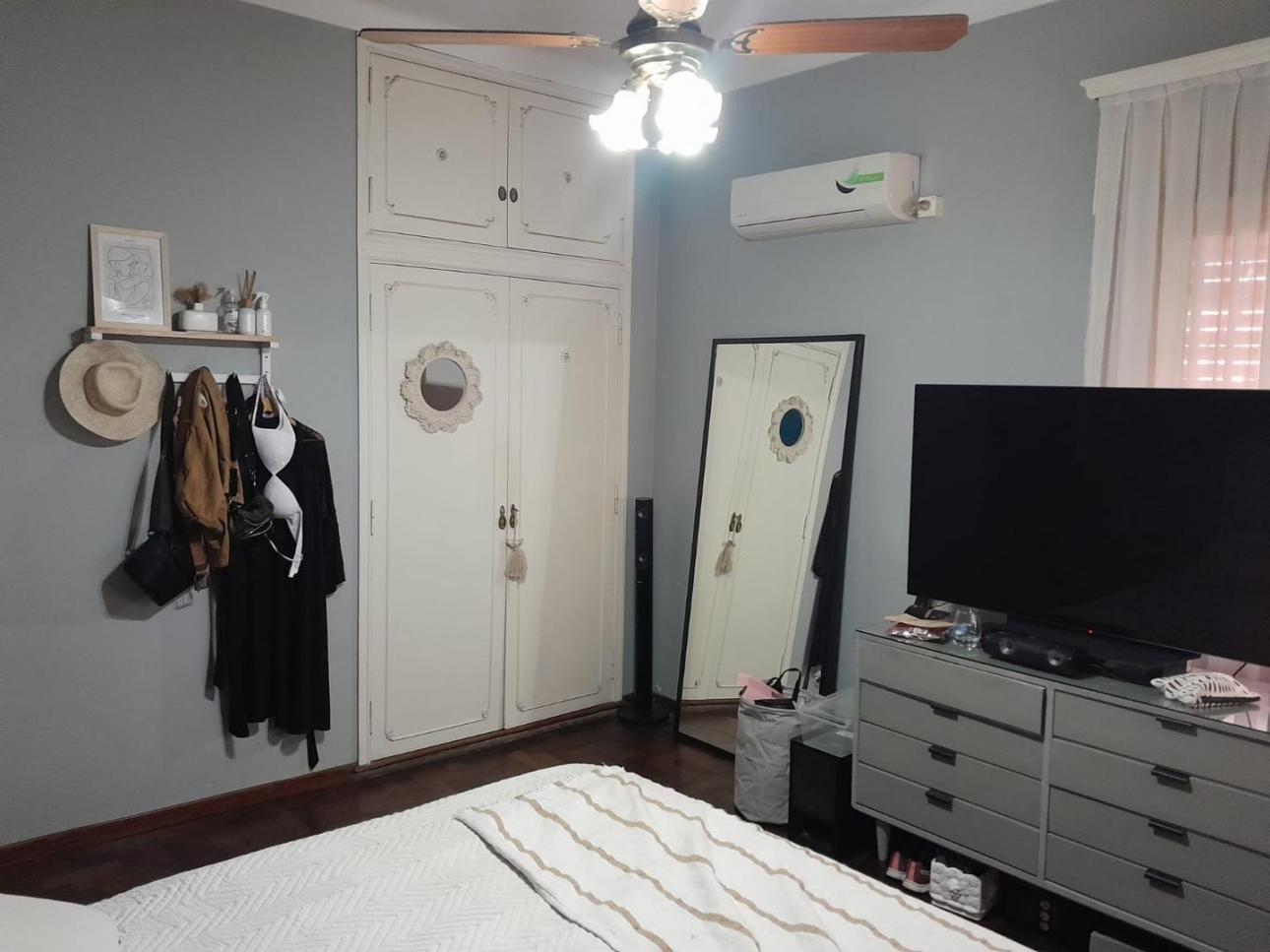 Chalet 3 amb., hermoso fondo, Hurlingham, Parque Jhonston