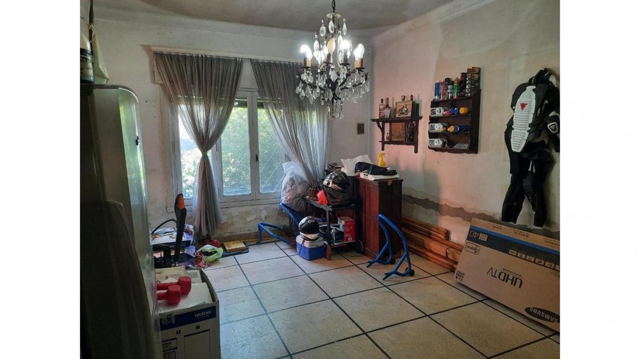 Chalet 3 amb., hermoso fondo, Hurlingham, Parque Jhonston