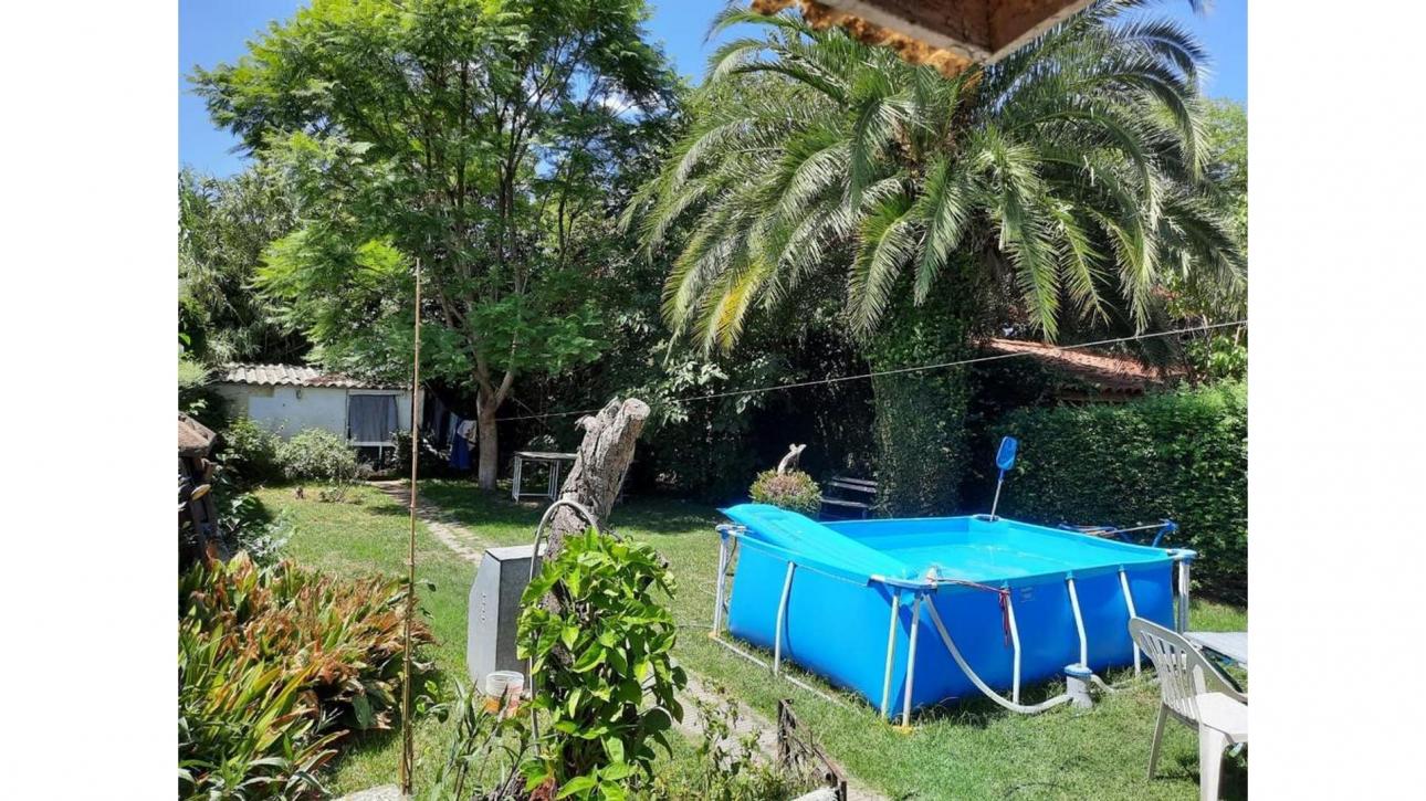 Chalet 3 amb., hermoso fondo, Hurlingham, Parque Jhonston